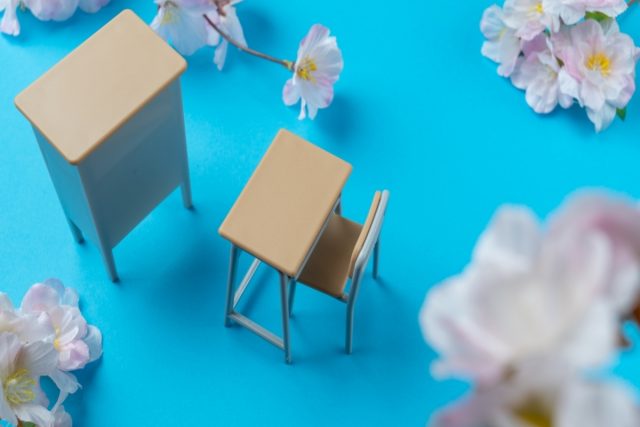 4月から多子世帯の大学無償化がスタートしますが、世帯年収2000万円以上のわが家も対象になりますか？