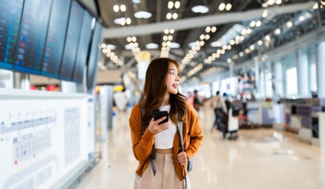 飛行機を予約しようとしたら「日本国内空港使用料」が3000円もかかることが発覚…！これって何の料金？
