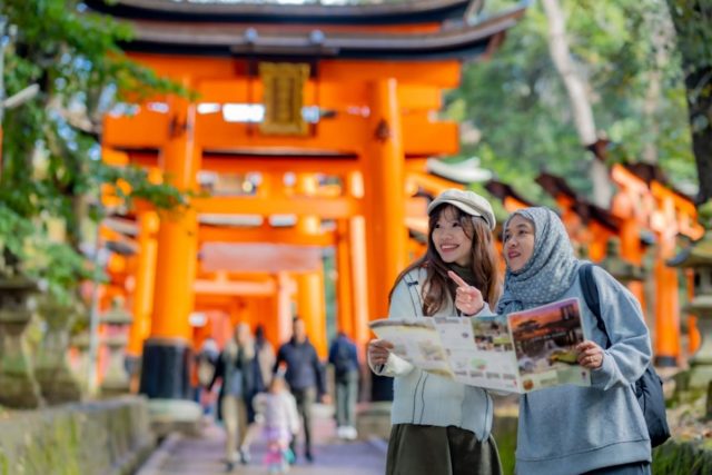 京都の祇園に行ったら「外国人観光客」だらけでビックリ……！京都府内のホテルの値段も爆上がりしているのでしょうか？