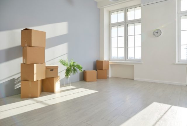 敷金・礼金ゼロ物件に引っ越したら、退去時に「高額請求」されてしまった！退去費用のルールってどうなってるの？