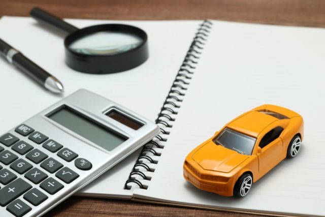 10年同じ車に乗っているので買い替えを検討しています。お得なタイミングで買い替えたいですがおすすめはありますか？