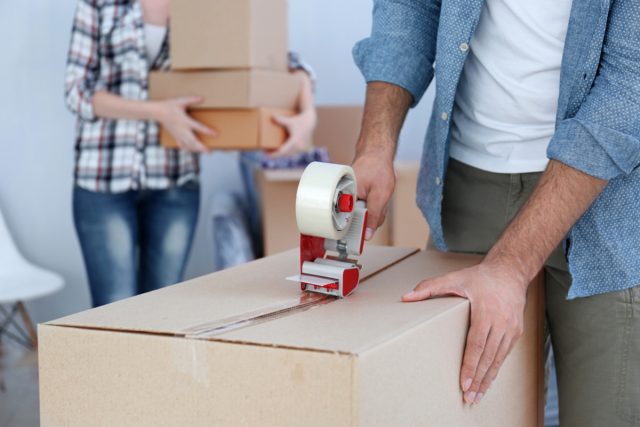 【引っ越し手続きリスト】新しい土地に引っ越したら、1～2週間以内にやらなくてはならない手続きとは？