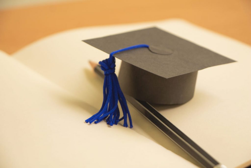 海外は日本と比べて「学費が安い」と聞きます。海外の「国立大」は安い学費で通えますか?