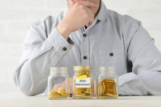 42歳で貯蓄が「2000万円」あります。50代で「セミリタイア」したいのですが、あとどのくらいの貯蓄があれば安心して生活できますか?
