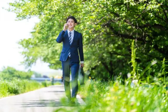 実家から会社まで通っていて、毎月の「通勤手当」は3万円です。社会保険料が増えることを考えたら、一人暮らしした方がいいでしょうか?