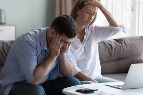 【実録】夫の会社で家賃補助が「最大7万円」のわが家。固定給28万円でも貯金できてたけど、39歳で“打ち切り”になったら家計が苦しく…！「5人家族」のわが家のケースと対策について