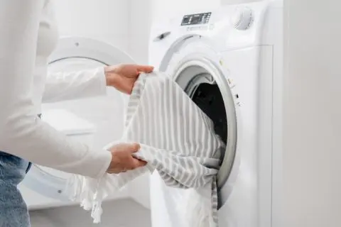 洗濯をしても外に干す時間がない！ 今は「部屋干し」でしのいでますが、洗濯乾燥機を導入した場合いくらくらい「光熱費」は高くなりますか？