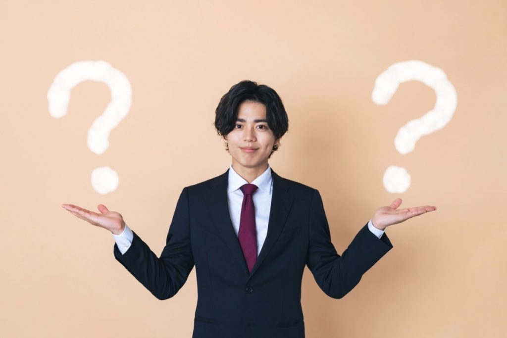 残業45時間「月給35万円」と、残業ゼロ「月給25万円」ならどちらを選ぶ? 時給差はわずか“145円”だけど、余暇時間はどれだけ違うの? ライフスタイルもあわせて比較