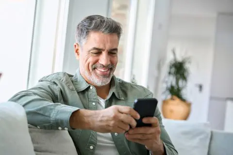 夫のスマホ代が「毎月1万3000円」もかかっています。見直すとどのくらい節約できるのでしょうか？