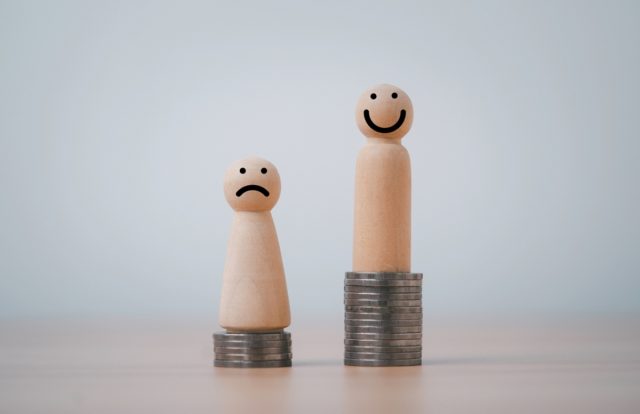 「契約社員」として働いていますが、ボーナスも昇給もなし…。「正社員」との待遇格差はどれくらいあるのでしょうか？