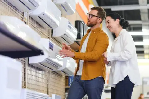 電気料金がまた上がる！ 10年前に買ったエアコンとテレビ、最新のモノに買い替えると節約になりますか？