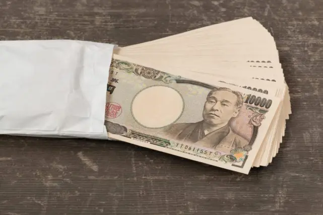 母から「毎年110万円までの贈与なら税金はかからない」と言われましたが、本当に大丈夫でしょうか?