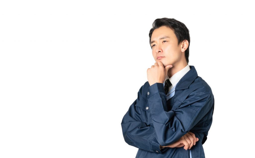 年収450万円の友人から「会社でやることがなくてつらい」と相談が。給与に不満がないのに転職するのは“もったいない”と感じるのですが、定時で帰れるなら残るべきですよね?