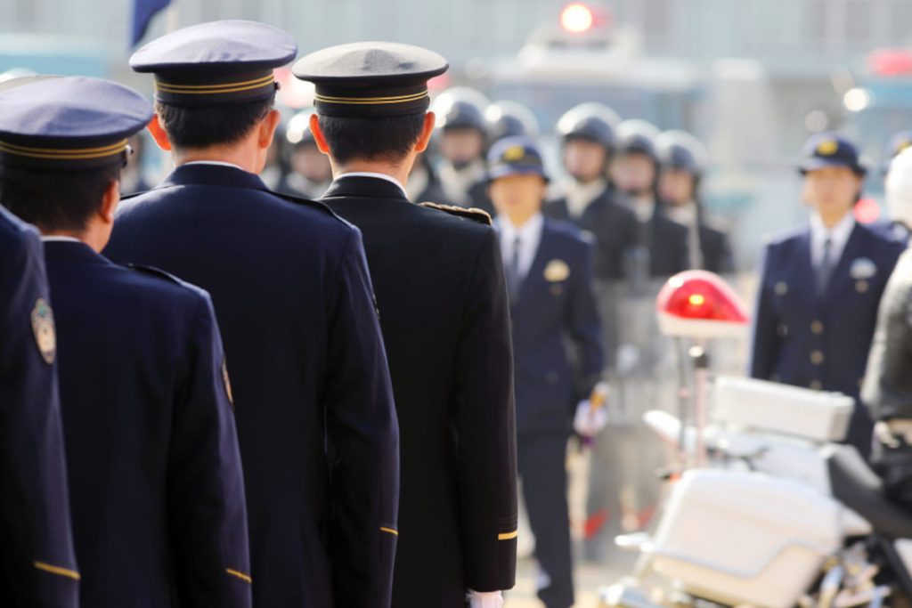 「キャリア警察官」と「ノンキャリア警察官」は何が違う？収入・昇進スピード・役割を分かりやすく解説！