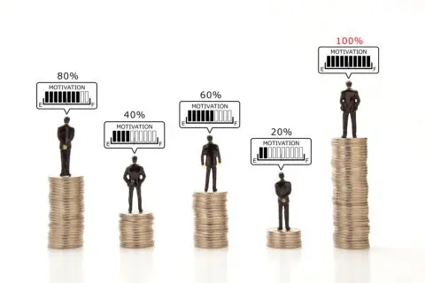 日本の平均年収は「460万円」だけど、達成の難易度はどれくらい？ 中央値から見る“年収の実態”についても解説