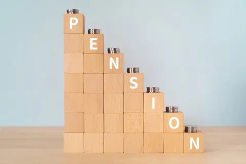 過去に「国民年金の支払い免除」を利用した場合、「受け取れる年金」はどのくらい「減少」する？