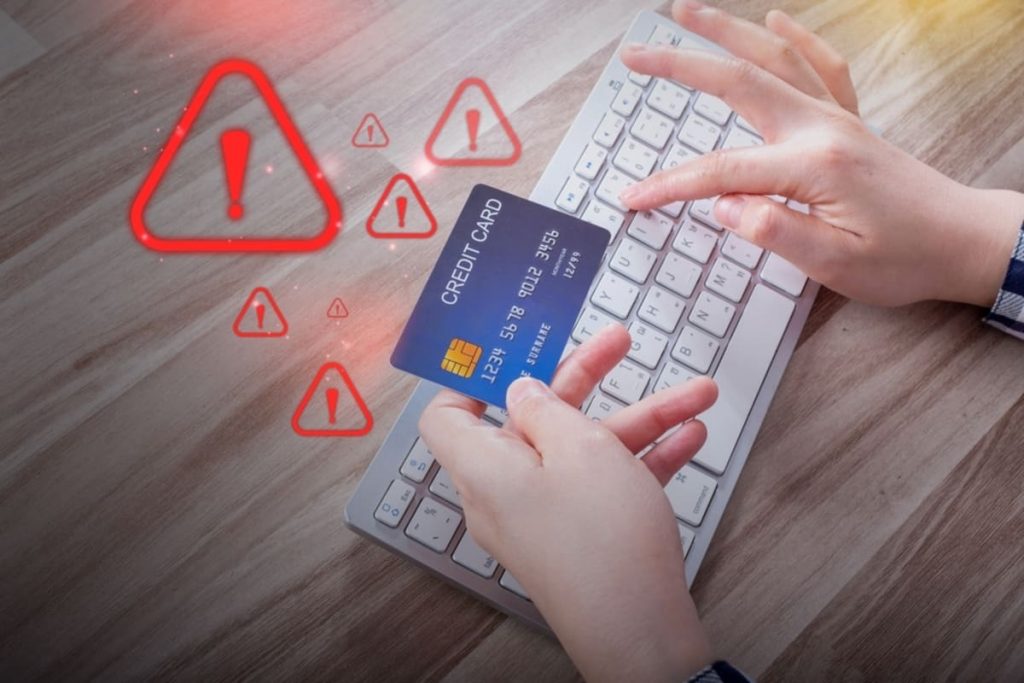クレジットカードが「7万円分」の「不正利用」! 直近で高い財布をかったため、見落としていました…→「カード会社に連絡すれば大丈夫」と思っていたけど“約7人に1人は補償されない”って本当?