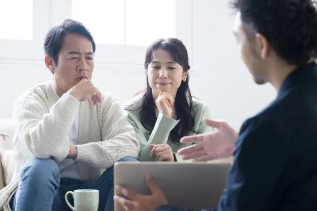 【要注意】年金暮らしの母が「売った後も住めると聞いたから…」と自宅を1200万円で売却→後日適正額「3500万円相当」と判明しショック! 家賃「月12万円」払いながら住んでいるけど、もう契約は“取り消し不可”なのでしょうか?
