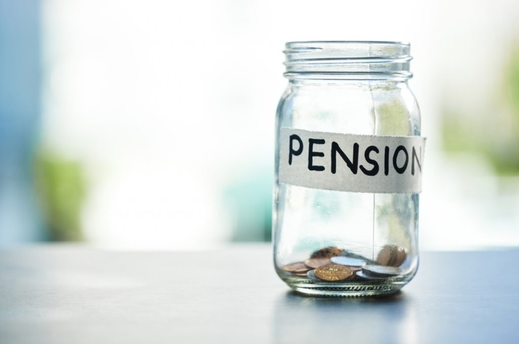専業主婦で「これまで年金払ってない」という母。もうすぐ60歳なのですが「受け取れる年金」はゼロなのでしょうか? 子どもとして“援助”すべきですか?