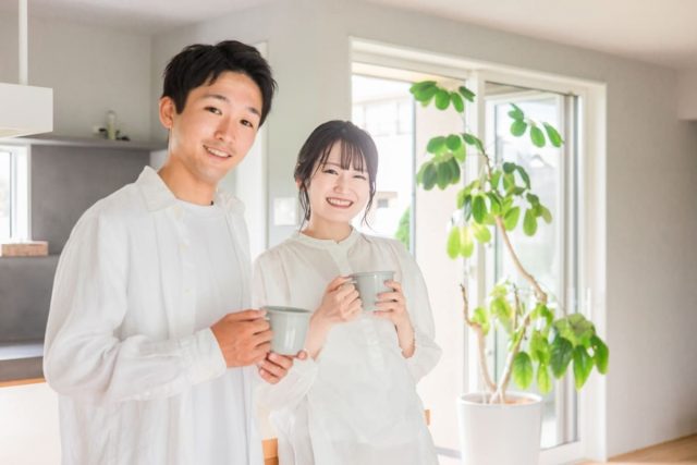 「結婚新生活支援事業費補助金」は“挙式代”に充てられる？ 「利用条件や対象」となる費用は？